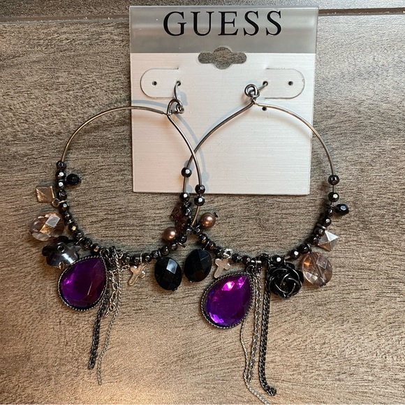 NWT Guess Charm Hoop Earrings - Picture 2 of 5